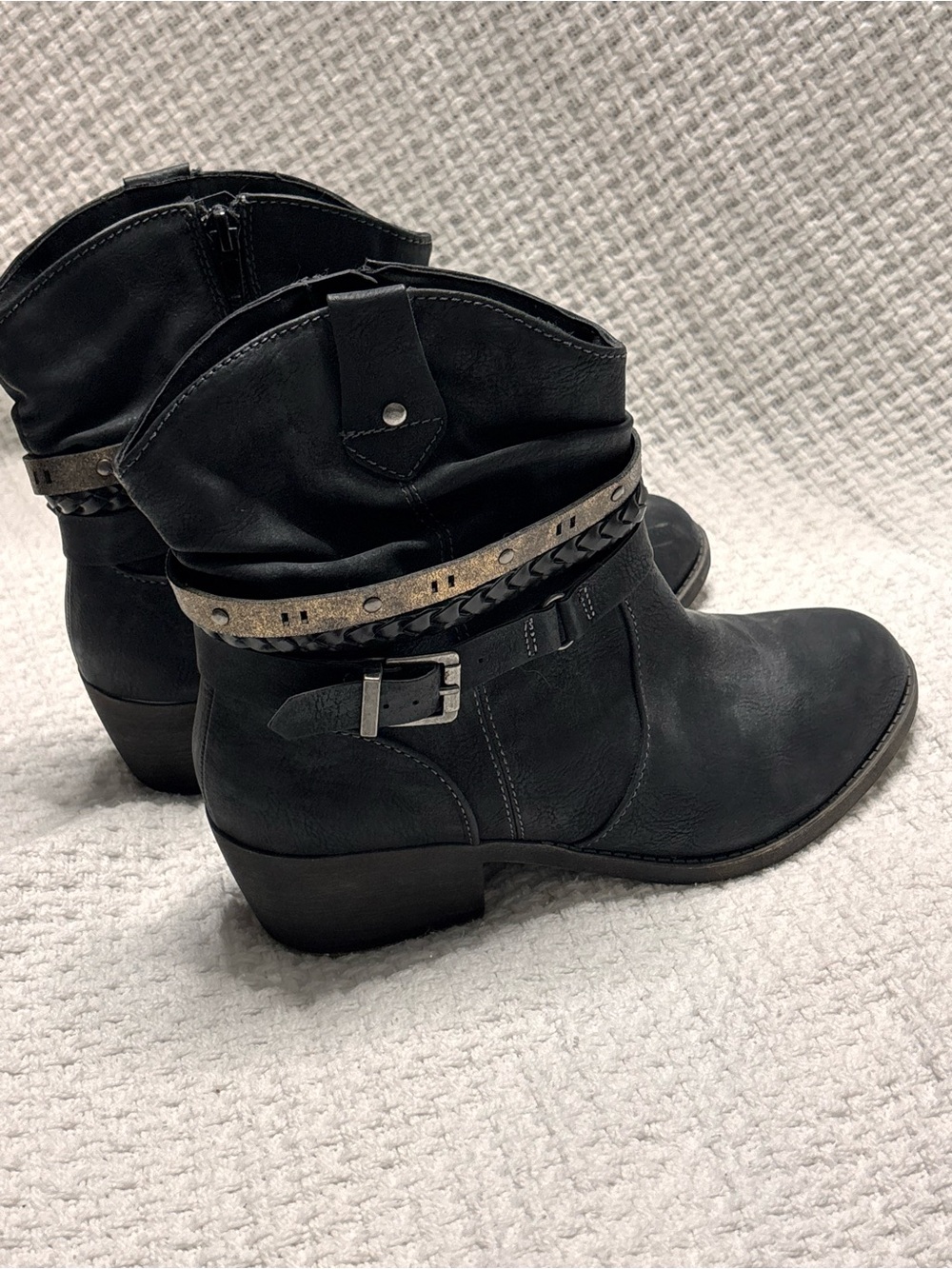 Women's western Ankle Boots with Decorative buckles